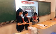 爱心捐赠  秋天里的一点暖——唯亭实验小学六年级学生爱心捐赠活动